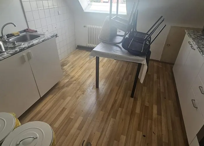 Monteurzimmer Bierweg 31a * נירנברג